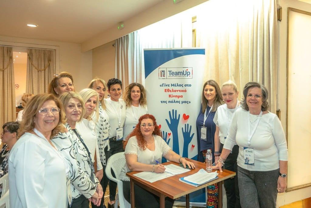 Διανομή τροφίμων σε ευπαθείς ομάδες του Πειραιά από το Γραφείο Εθελοντισμού Piraeus TeamUp