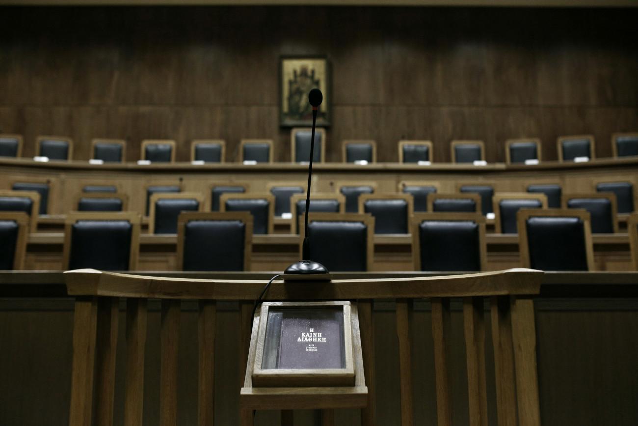 Επείγουσα έρευνα για την απόπειρα δωροδοκίας δικαστή