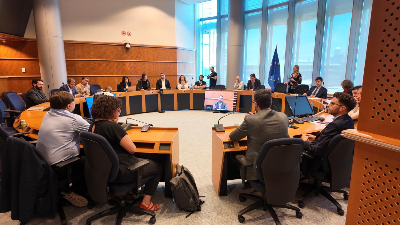 Ευρωβουλευτές του ΚΚΕ για τη Γάζα: Η ανισότητα της ΕΕ και της κυβέρνησης δεν αντικατοπτρίζει τις απόψεις του λαού