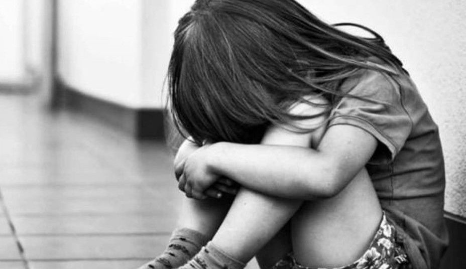Λάρισα: Στον ανακριτή ο 50χρονος για την κακοποίηση δύο ανηλίκων – Οι δηλώσεις της γιατρού