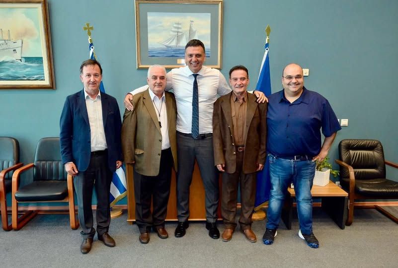 Συνάντηση Κικίλια – Καρύδη για την ενίσχυση υποδομών και υπηρεσιών στους Φούρνους