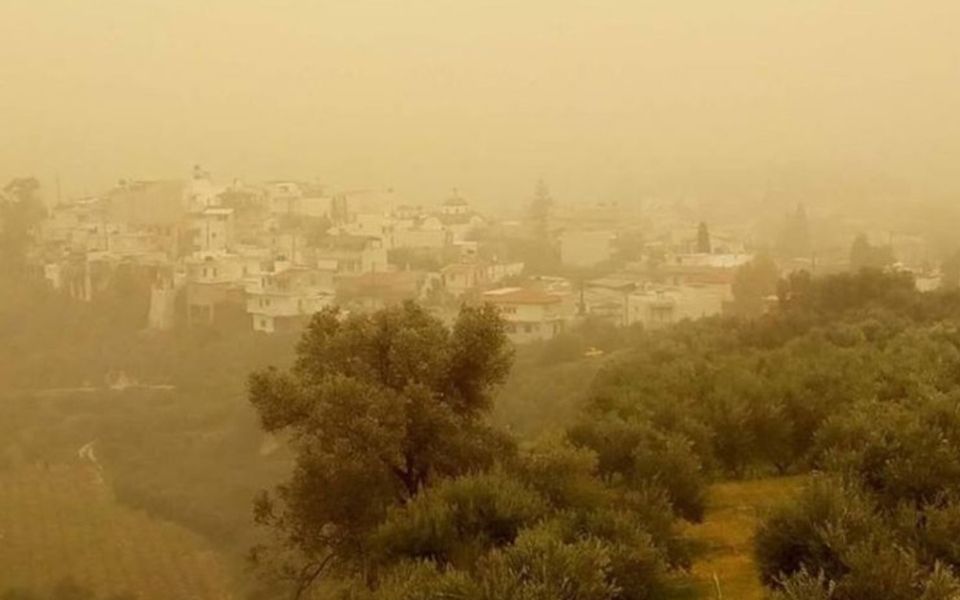 Σφοδρό κύμα σκόνης και υψηλές θερμοκρασίες το Σάββατο – Καταιγίδες αναμένονται την Κυριακή