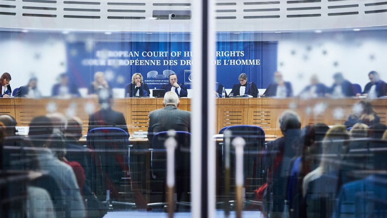 Το Συμβούλιο της Ευρώπης υπερασπίζεται το ΕΔΑΔ μετά την αμφισβήτησή του από εννέα ευρωπαϊκές χώρες