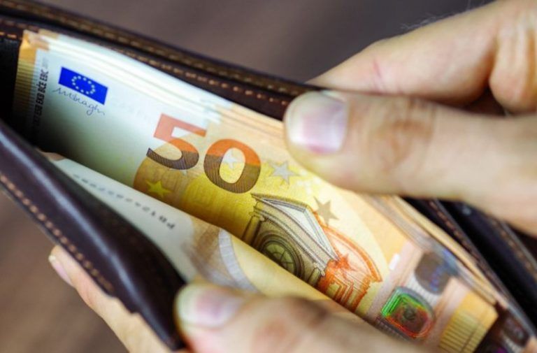 Γαλλία: Πρόταση κατάργησης των μετρητών για την καταπολέμηση του ναρκεμπορίου