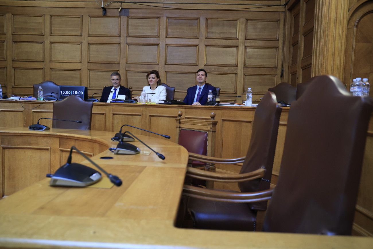 Η πρόταση της ΝΔ προκαλεί αντιδράσεις ενόψει προανακριτικής επιτροπής