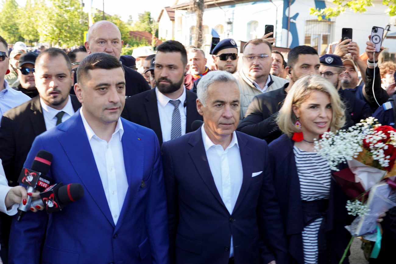 Ρουμανία: Αποσύρεται ο Καλίν Τζορτζέσκου από την πολιτική υπό την πίεση δικαστικών διώξεων
