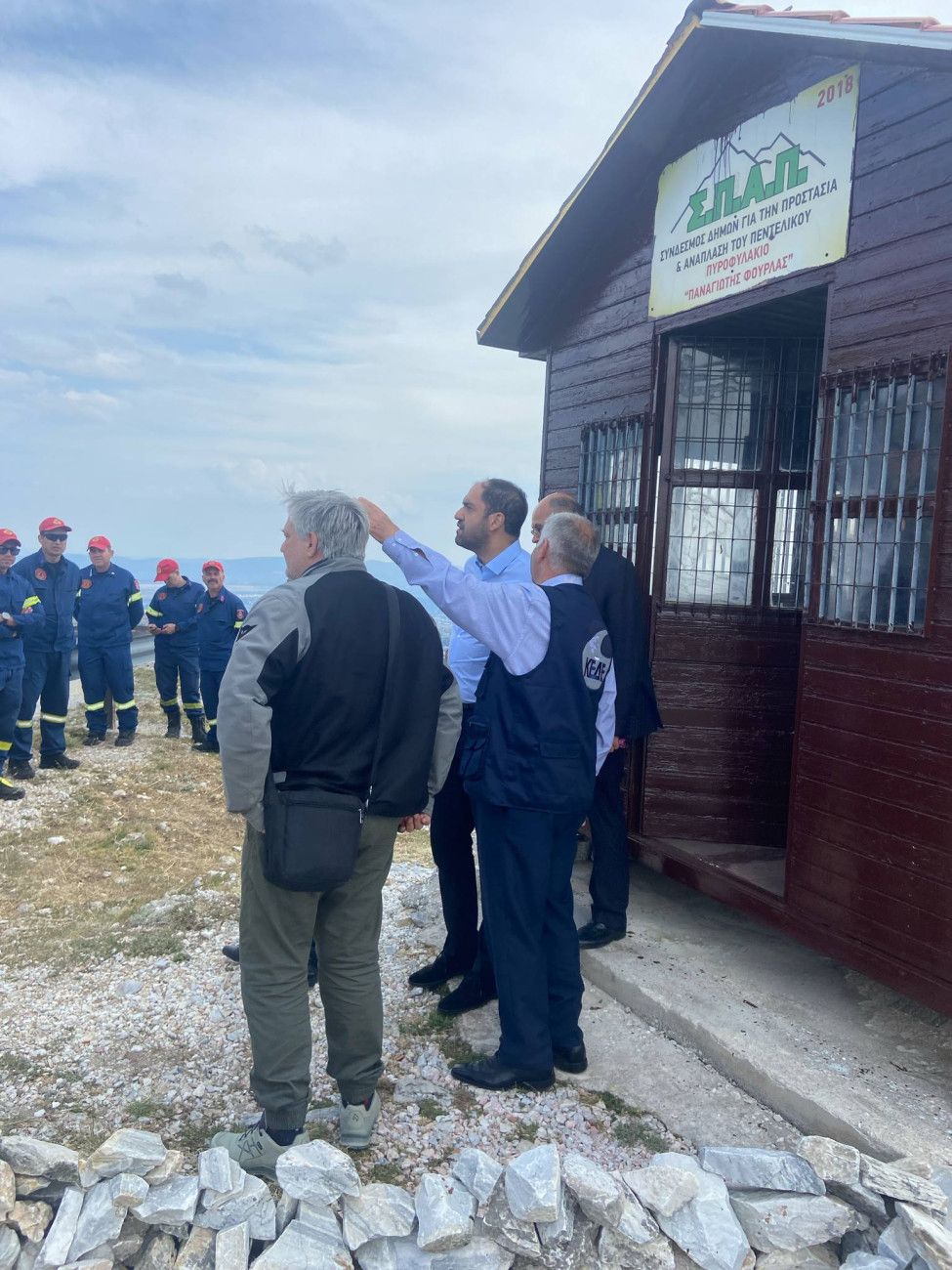 Επίσκεψη του υπουργού Γιάννη Κεφαλογιάννη στο Πεντελικό: Αιτήματα της Αυτοδιοίκησης