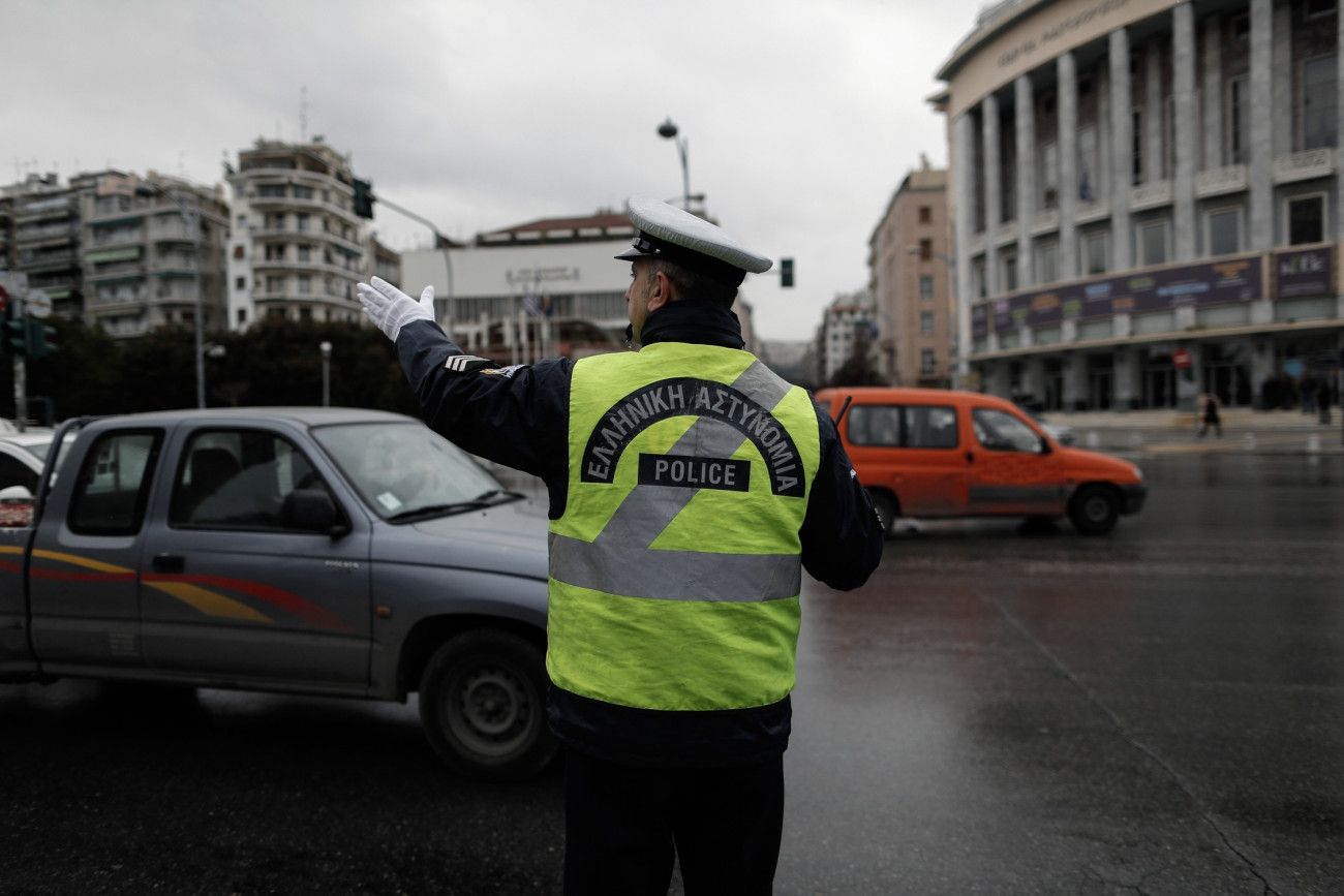Νέες ρυθμίσεις στον Κώδικα Οδικής Κυκλοφορίας: Αυστηρότερα πρόστιμα για κινητά και ταχύτητες