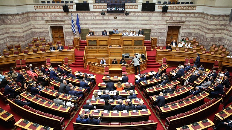 Ξεκίνησε η συζήτηση για τη σύσταση προκαταρκτικής επιτροπής σχετικά με τα Τέμπη