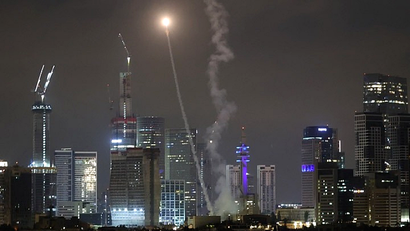 Ισχυρές εκρήξεις σε Τελ Αβίβ και Ιερουσαλήμ εν μέσω νέας απειλής