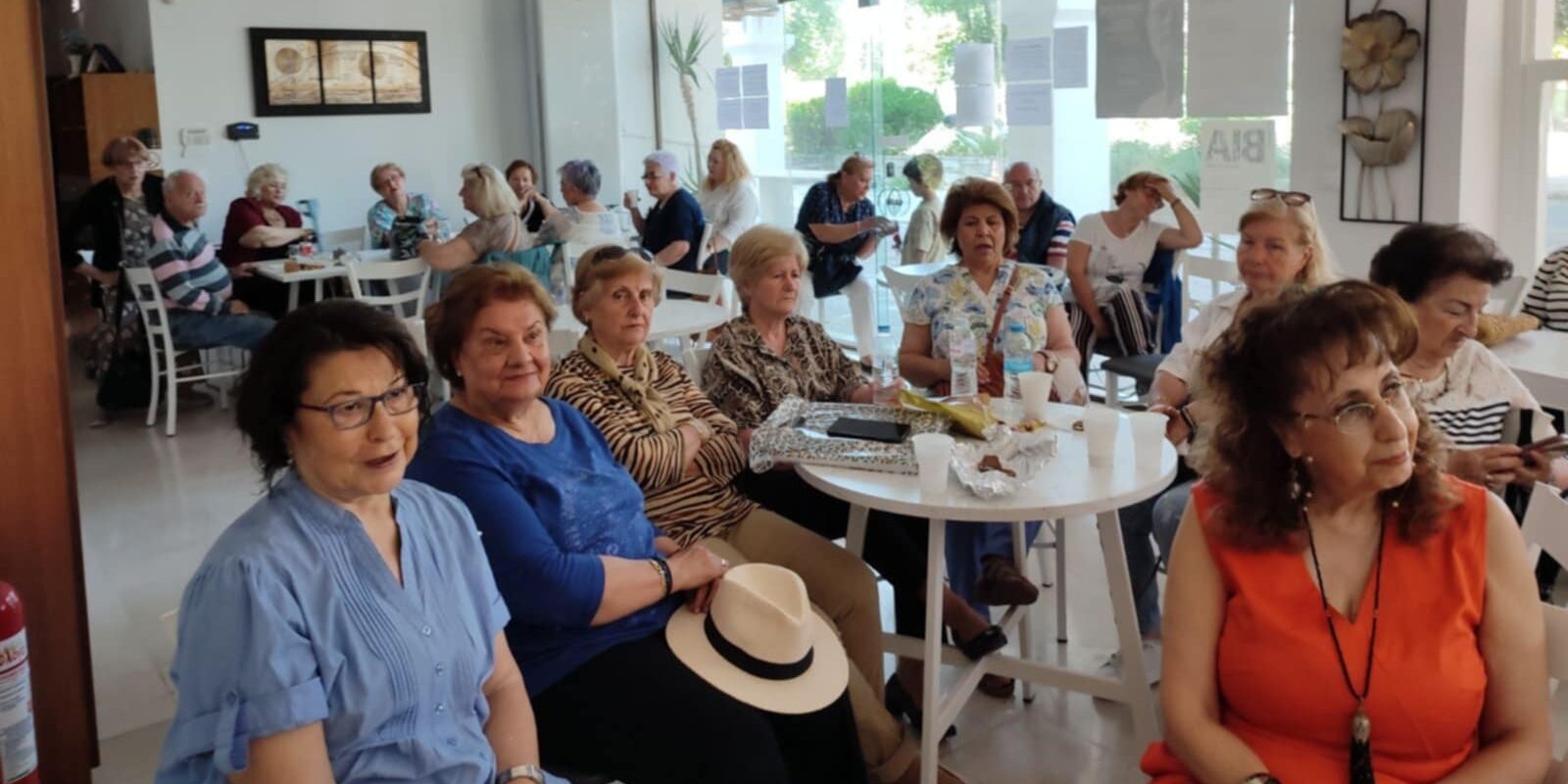 Ο Δήμος Καλαμαριάς δίπλα στην τρίτη ηλικία – Ενημερωτικές ομιλίες για την πρόληψη εγκλημάτων και την προστασία από απάτες στα ΚΑΠΗ
