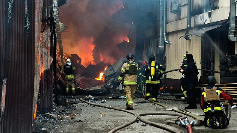 Πέντε θάνατοι από ρωσική επιδρομή στο Κίεβο – Καταρρίφθηκαν 16 ουκρανικά drones