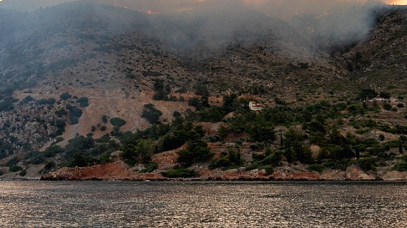Γιάννης Κεφαλογιάννης: Σε ύφεση η πυρκαγιά στη Χίο