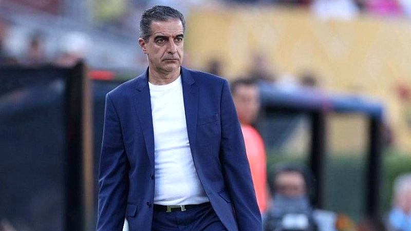 Ανατροπή στην Μποταφόγκο: Απόλυση του Πάϊβα μετά τον αποκλεισμό