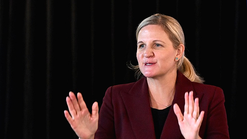 Η Κίρστι Κόβεντρι αναλαμβάνει την προεδρία της ΔΟΕ, σπάζοντας τα στερεότυπα