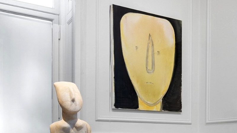 Έκθεση της Marlene Dumas στο Μουσείο Κυκλαδικής Τέχνης: Ανακαλύπτοντας την ανθρώπινη ύπαρξη μέσα από το Cycladic Blues