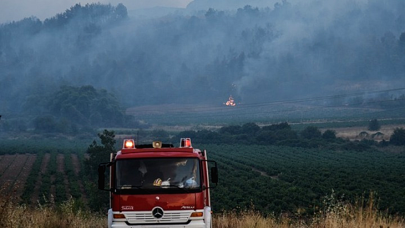 Επείγον μήνυμα 112: Απομάκρυνση πολιτών από Άνω Σούλι και Μαραθώνα λόγω πυρκαγιάς