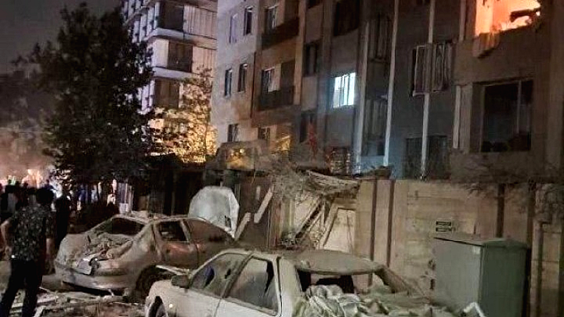 Εκρήξεις και τραυματισμοί στο βορειοδυτικό Ιράν – Ισραήλ πλήττει τις υπόγειες εγκαταστάσεις της Νατάνζ