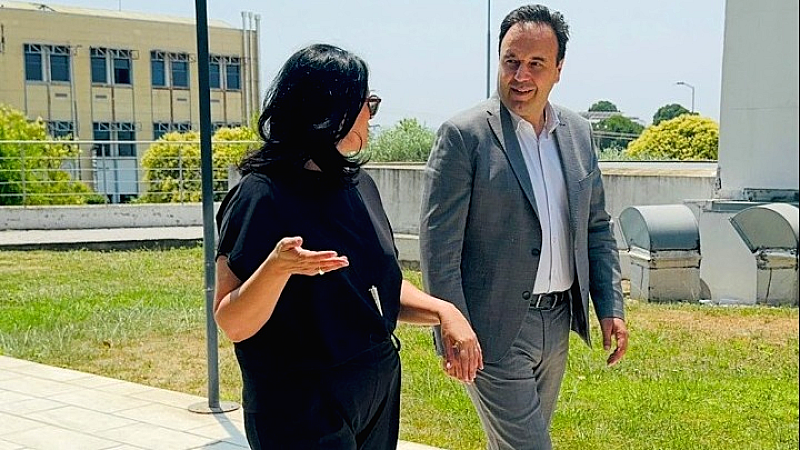 Δημήτρης Παπαστεργίου: Επίσκεψη στο ΙΝΕΒ και προοπτικές συνεργασίας