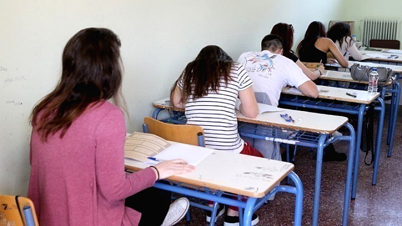 Συνεχίζονται οι πανελλαδικές εξετάσεις για τους υποψήφιους των ΕΠΑΛ