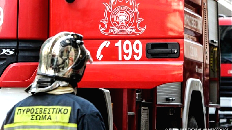 Συναγερμός για πυρκαγιά κοντά στη Μονή Πεντέλης