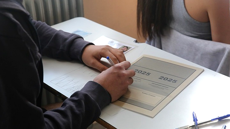Εξετάσεις ΓΕΛ: Οι υποψήφιοι δοκιμάζονται σήμερα σε Λατινικά, Χημεία και Πληροφορική