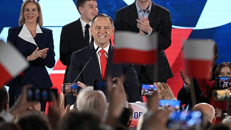 Συγχαρητήρια του Μ. Ρούμπιο στον Κ. Ναβρότσκι για τη νίκη του στις προεδρικές εκλογές στην Πολωνία