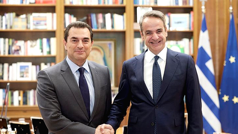 Συνάντηση του Κυριάκου Μητσοτάκη με τον νέο γραμματέα της Πολιτικής Επιτροπής της ΝΔ
