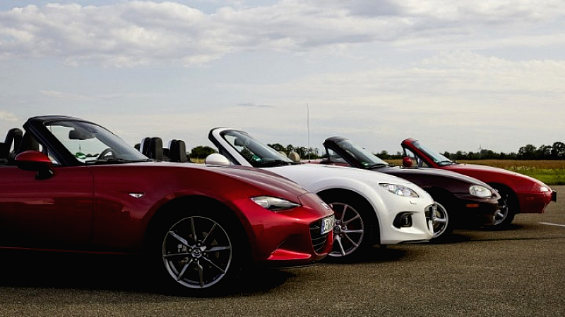 Εορτασμός 35 χρόνων του Mazda MX-5: Ένα εμβληματικό σπορ αυτοκίνητο