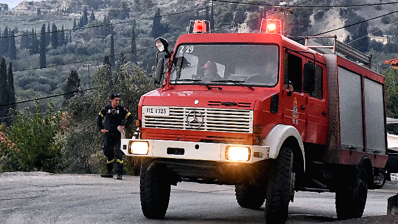 Πυρκαγιά στην Αγία Μαρίνα Γραμματικού: Υπό μερικό έλεγχο οι πυροσβεστικές δυνάμεις
