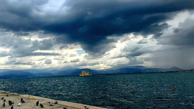 Υψηλές θερμοκρασίες έως 41 βαθμούς Κελσίου, έρχονται μπουρίνια από αύριο