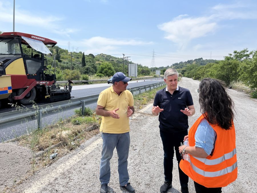 Έργα ασφαλτόστρωσης σε 80 χλμ. της παλαιάς Ε.Ο. Θεσσαλονίκης – Καβάλας: Ξεκίνησαν οι εργασίες με προϋπολογισμό 1,7 εκατ. ευρώ