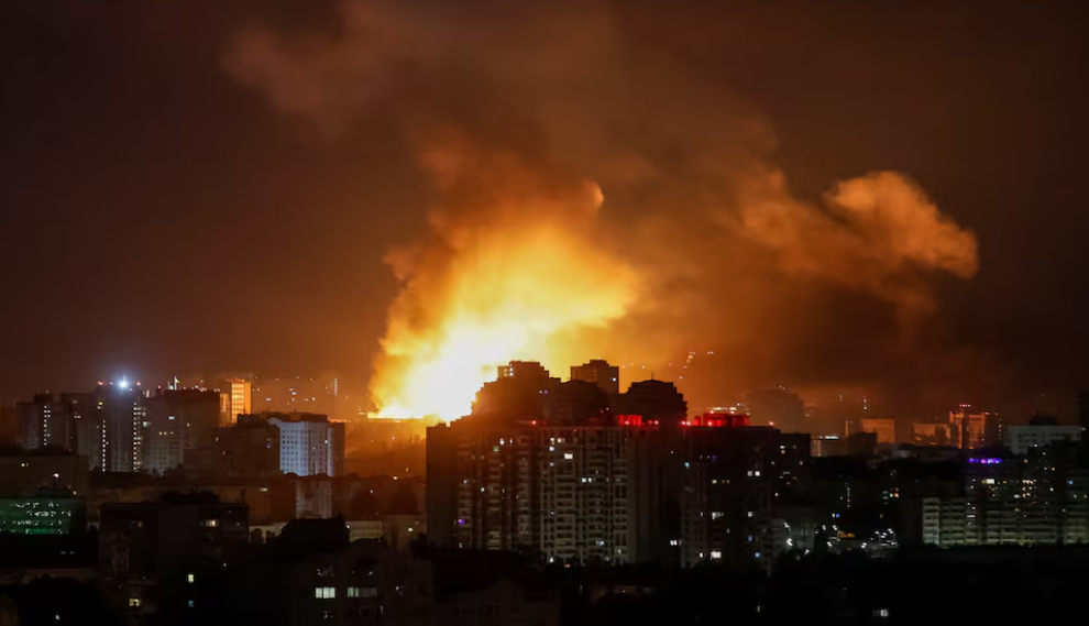 Νυχτερινή επίθεση στο Κίεβο: Τουλάχιστον 14 νεκροί – Πλήγματα σε όλη την Ουκρανία