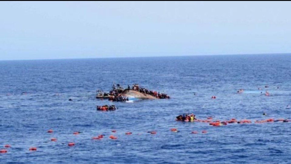 Κανάρια Νησιά: Επτά γυναίκες και παιδιά μετανάστες έχασαν τη ζωή τους στα νερά της ελπίδας