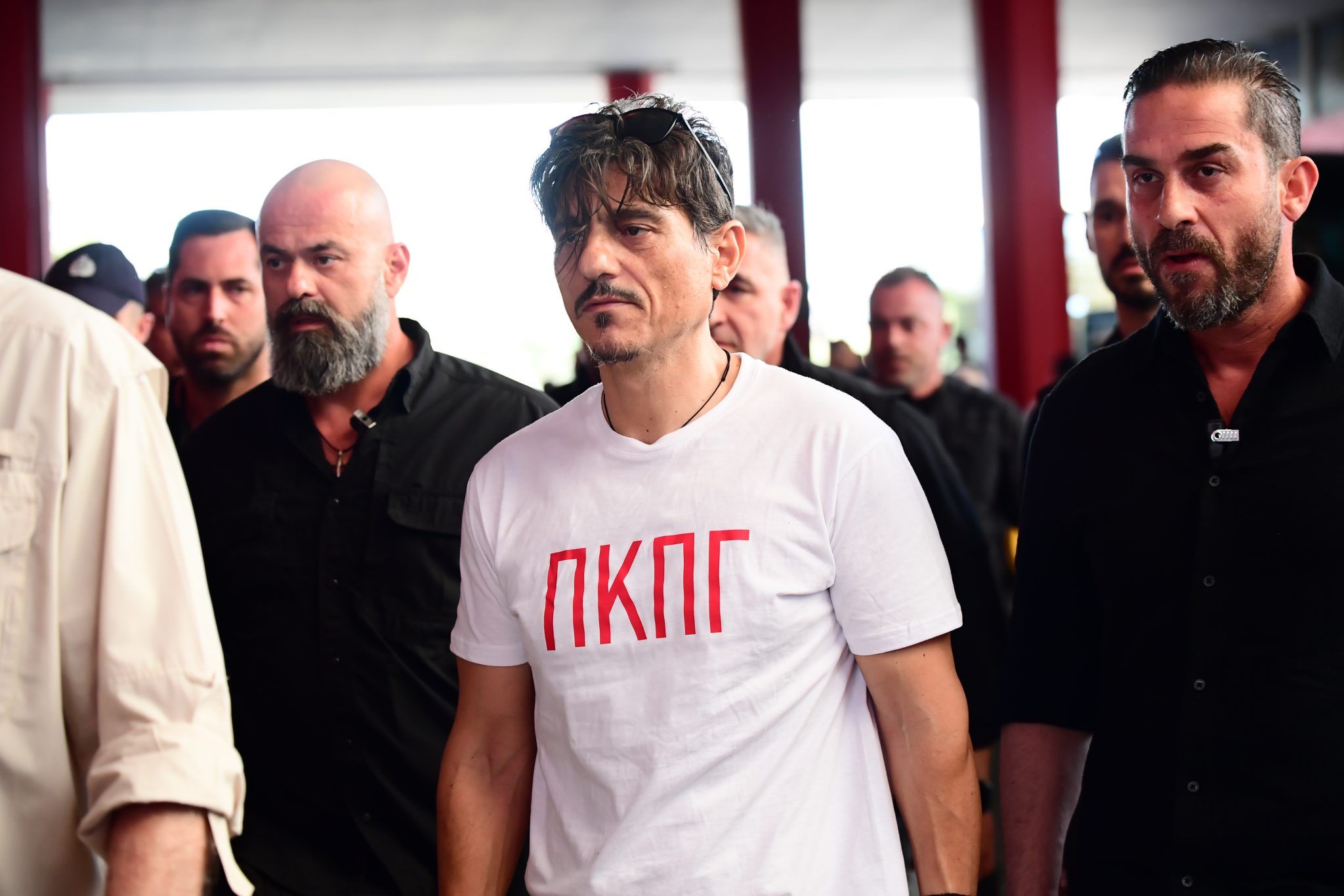 Ο Δημήτρης Γιαννακόπουλος αναζητείται για επεισόδια στο πλαίσιο του αυτοφώρου