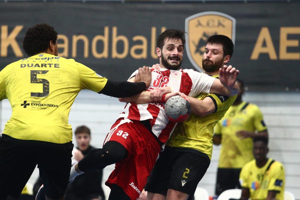 Ζωντανή μετάδοση του πρώτου τελικού της Handball Premier: ΑΕΚ – Ολυμπιακός