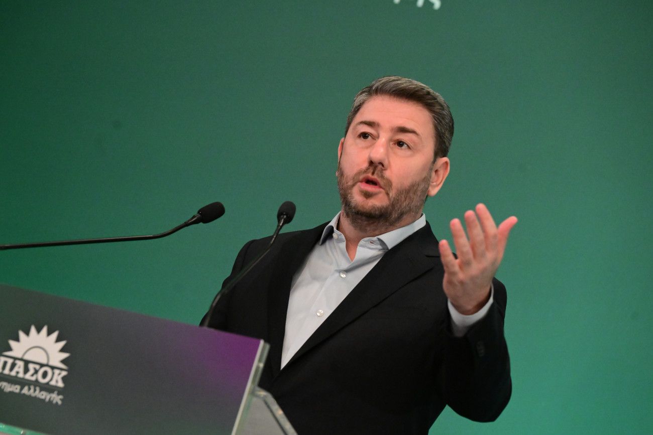 Τα τέσσερα μέτωπα του ΠΑΣΟΚ απέναντι στην κυβέρνηση