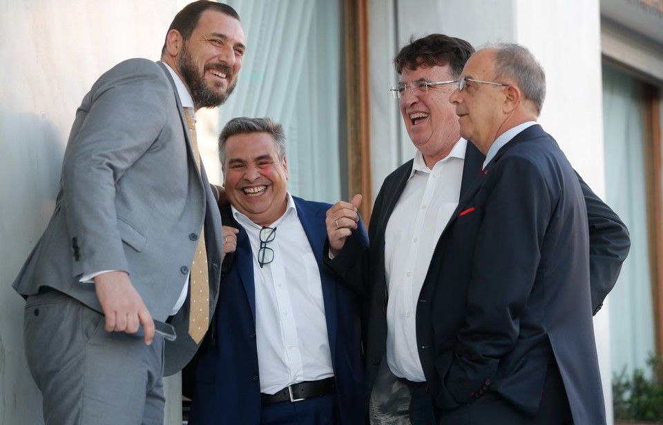 Το ποδόσφαιρο ανοίγει νέους δρόμους, το μπάσκετ βιώνει εσωτερικές κρίσεις
