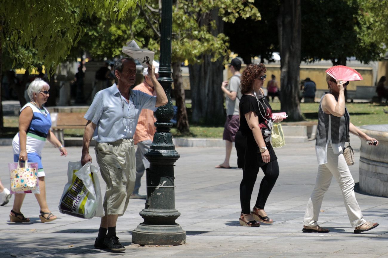 Ανεβαίνει η θερμοκρασία στους 37 βαθμούς: Πότε θα έρθει πτώση