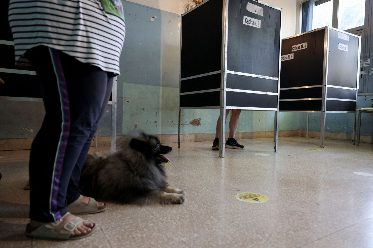 Ιταλία: Δημόσιοι ψήφοι για πέντε κρίσιμα δημοψηφίσματα