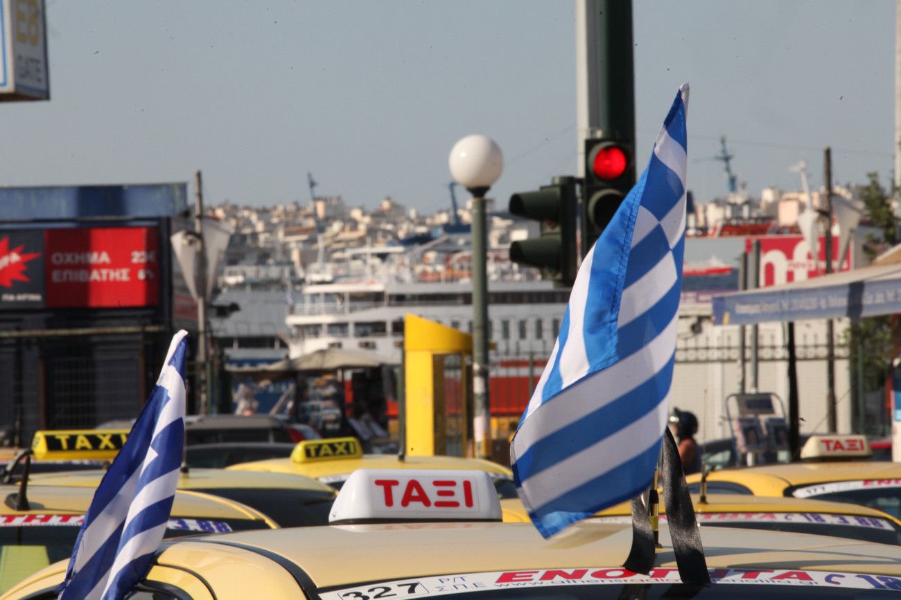 Συνελήφθη οδηγός ταξί στον Πειραιά για τετραπλάσιο κόμιστρο – Απάτη με ανενεργό ταξίμετρο