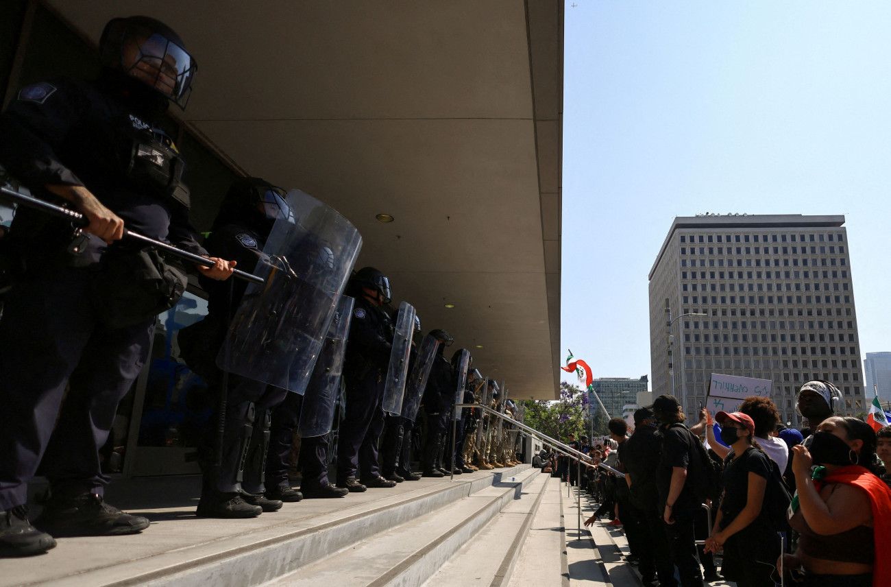 Λος Άντζελες: Οι ταραχές ενδέχεται να ενισχύσουν την υποστήριξη προς τον Τραμπ