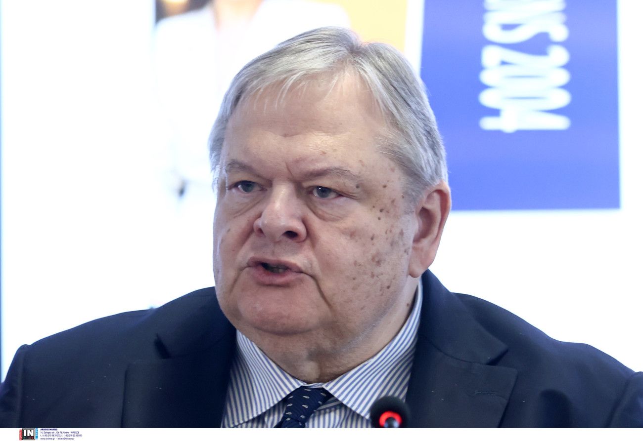 Βενιζέλος: Ο συνολικός αριθμός των βουλευτών παραμένει 300 – Αμφισβητήσεις σχετικά με την κυβερνητική θέση περί πλειοψηφίας με 149