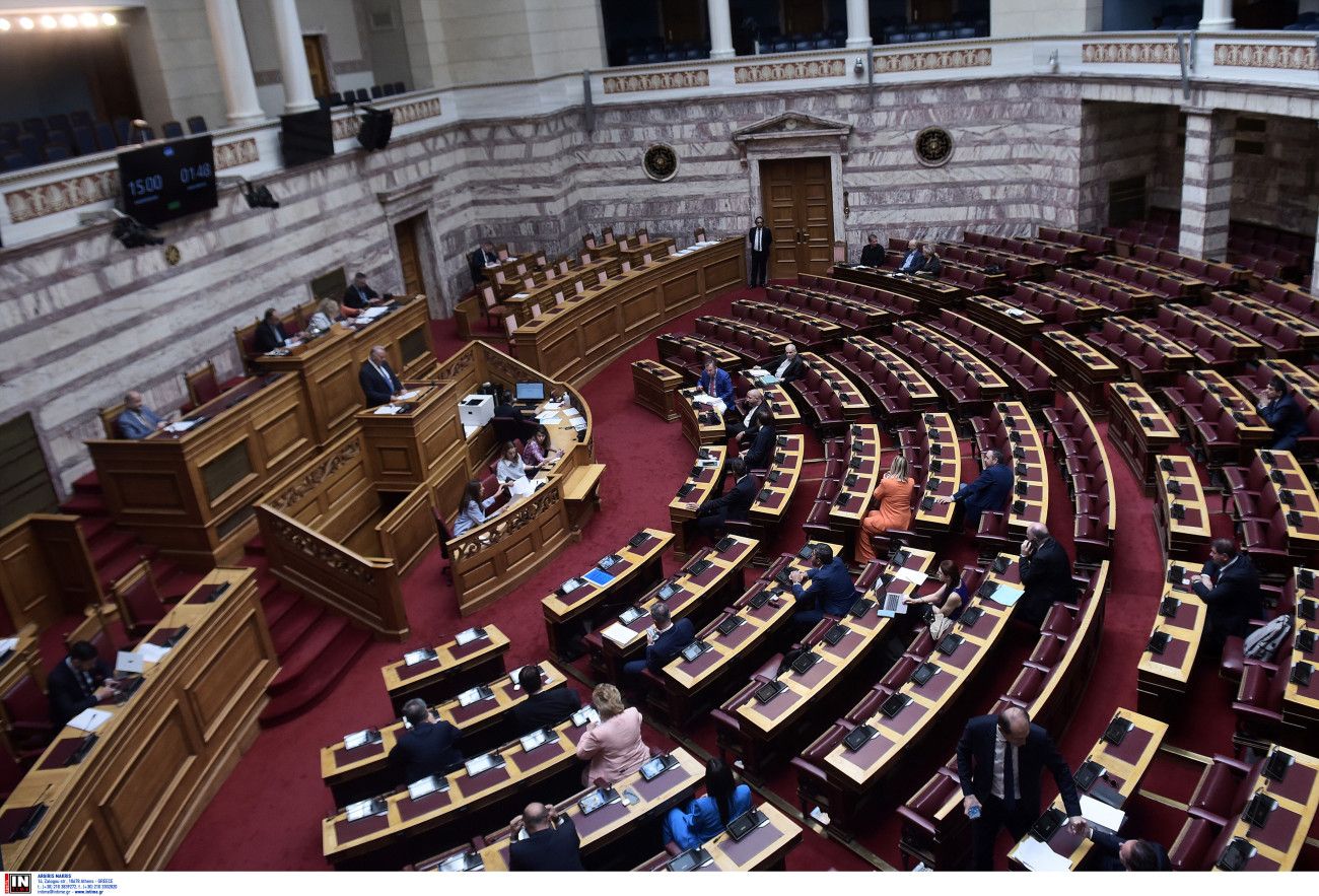 Αλλαγές στη Βουλή: Το 151 παραμένει η απόλυτη πλειοψηφία παρά την έκπτωση των Σπαρτιατών