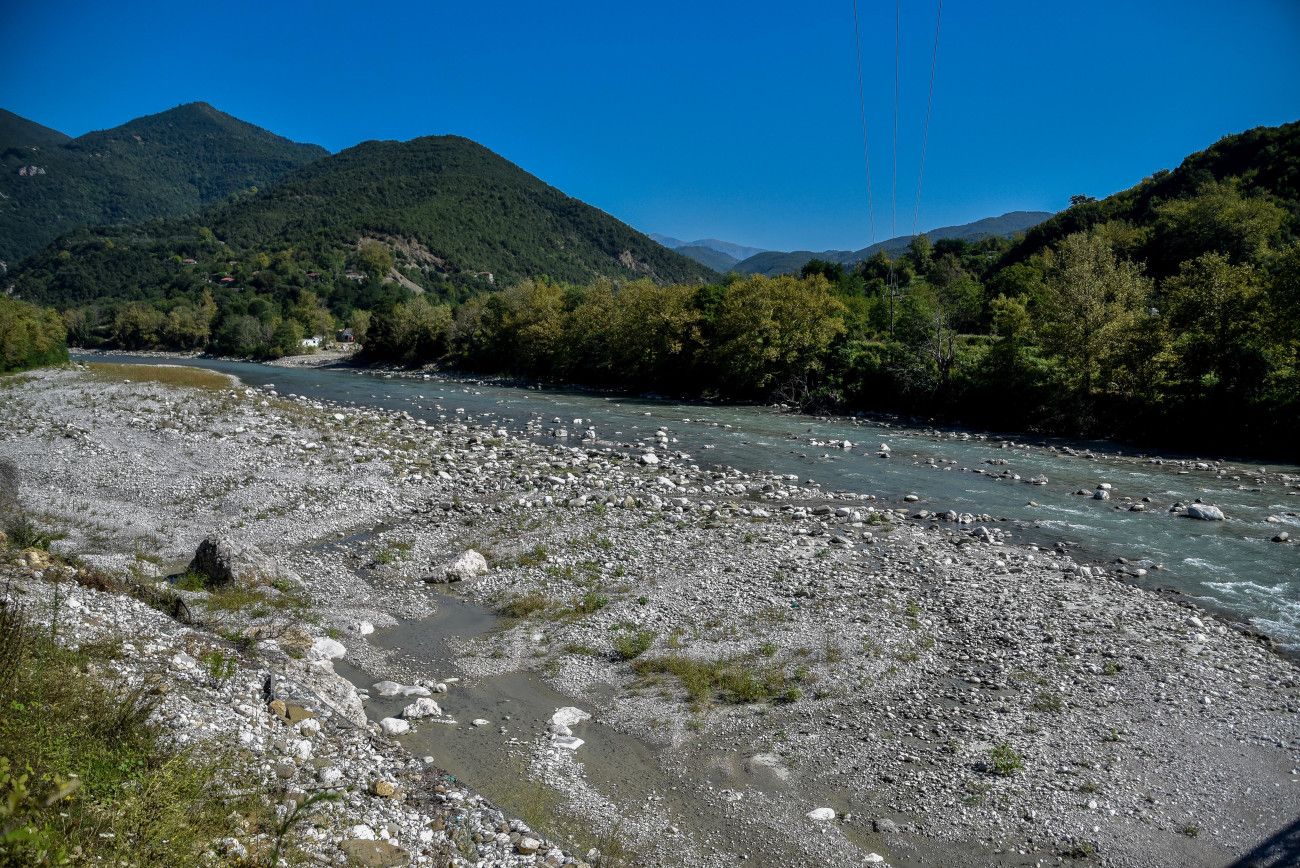 Άρτα: Δύο παιδιά ανασύρθηκαν χωρίς τις αισθήσεις τους από τον Αραχθο, επανήλθαν μετά από άμεσες ενέργειες