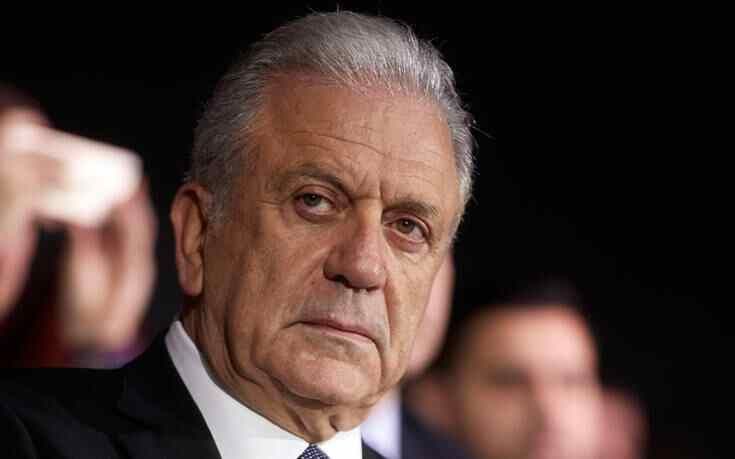 Δημήτρης Αβραμόπουλος για Νοβάρτις: Μια σκοτεινή και βρώμικη σκευωρία