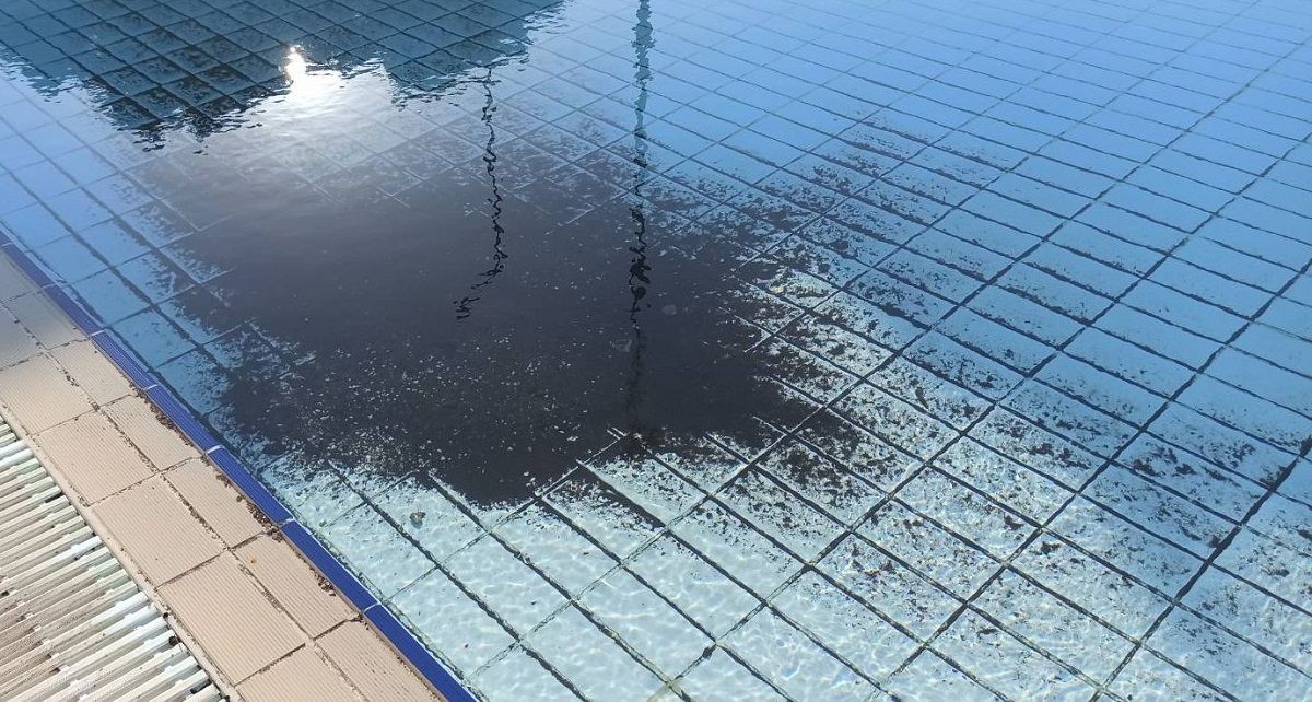 Βανδαλισμοί στη δημοτική πισίνα της Πετρούπολης