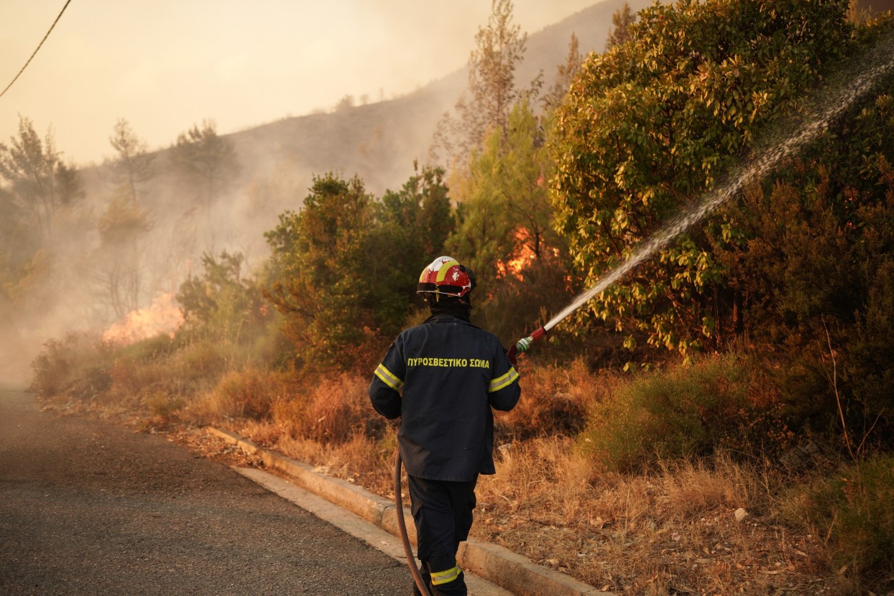Κρήτη: Εντοπίστηκε φωτιά στην περιοχή Γούβες Ηρακλείου με κινητοποίηση εναέριων μέσων