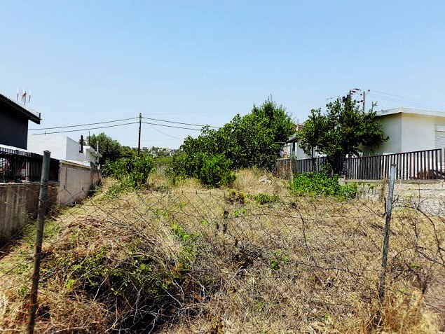 Ακαθάριστα οικόπεδα: Λήγει σήμερα η προθεσμία για τον υποχρεωτικό καθαρισμό