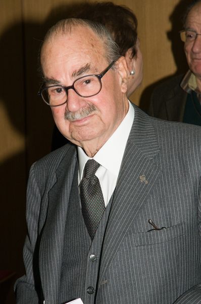 Σπύρος Ιακωβίδης: Ο διακεκριμένος ακαδημαϊκός που εμπλούτισε την ιστορική γνώση
